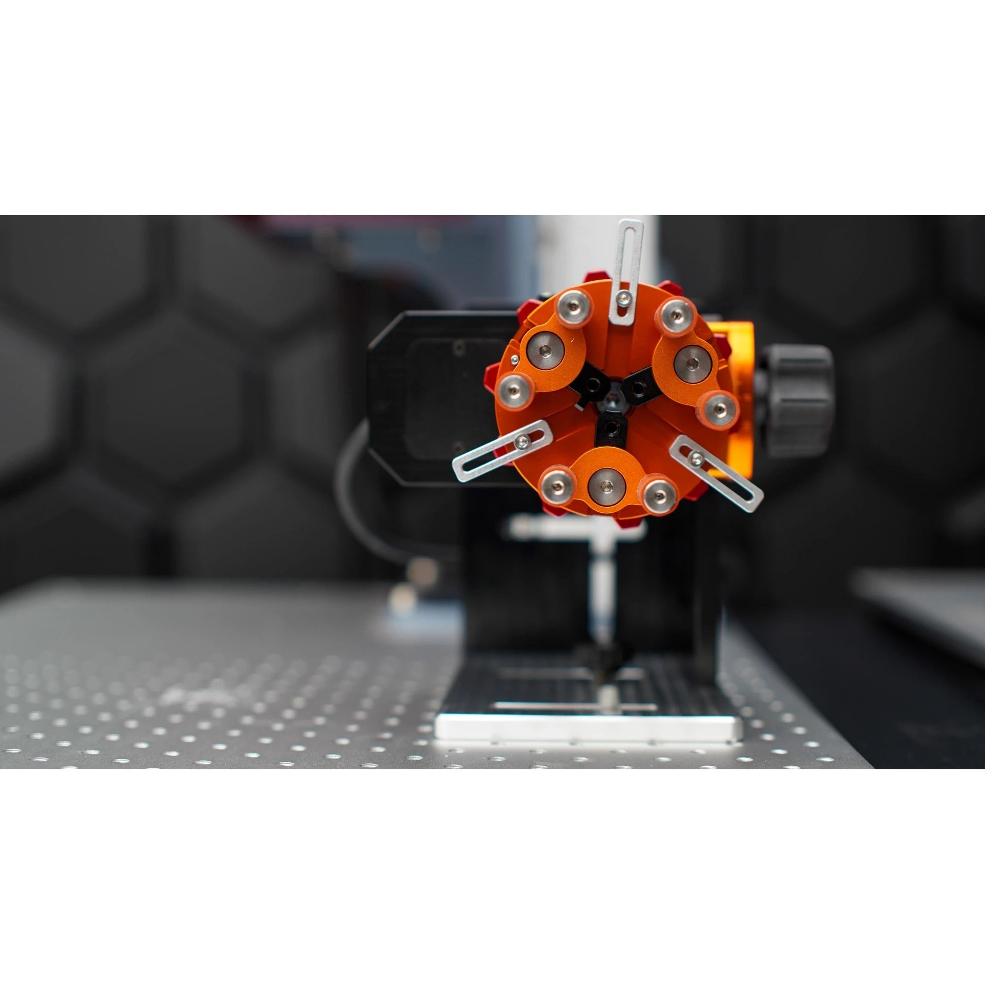 PiBurn_Galvo_Grip_A_Chuck_Rotary_for_Fiber_and_UV_Lasers_Fron_View
